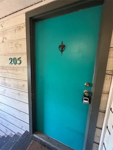 $1,400 | 3902 Peterson Avenue, Unit 205, Austin, TX 78756