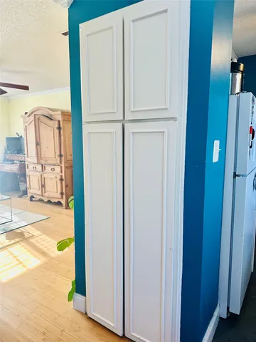 $1,400 | 3902 Peterson Avenue, Unit 205, Austin, TX 78756