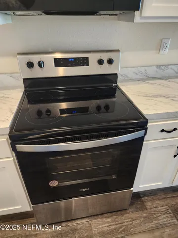 a close view of stove top oven