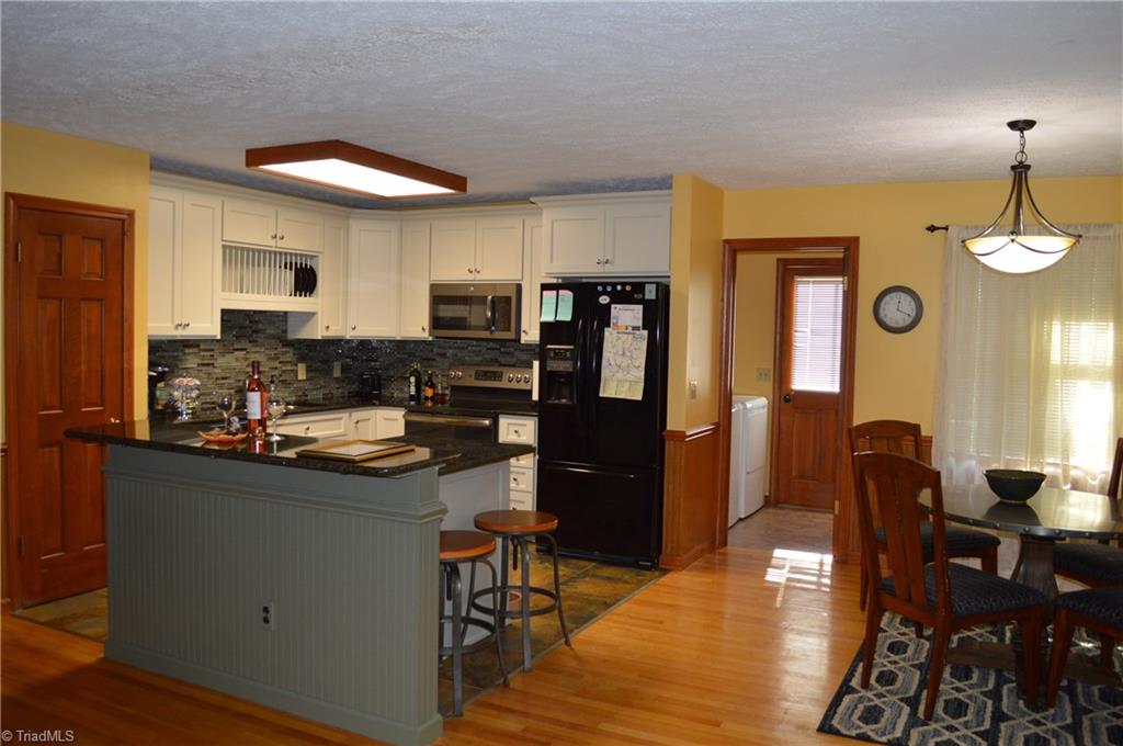 267 Bluemont Road Mount Airy, NC 27030 - Photo 11 of 29 Gallery Image 11