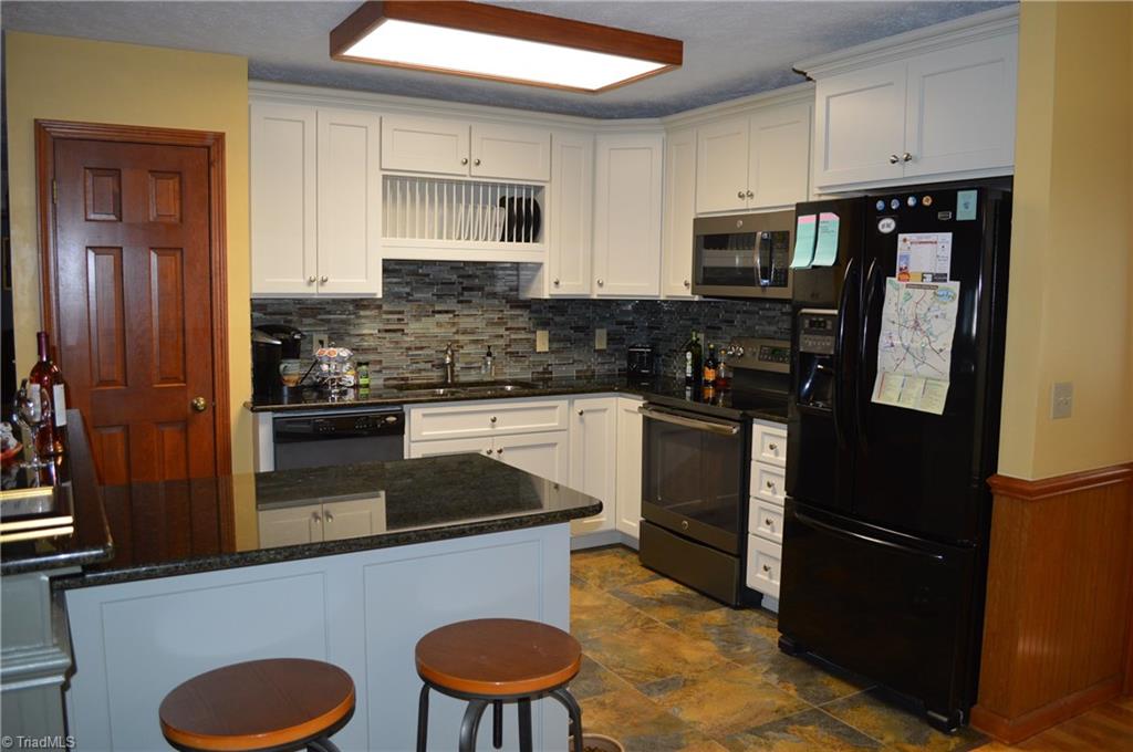 267 Bluemont Road Mount Airy, NC 27030 - Photo 3 of 29 Gallery Image 3