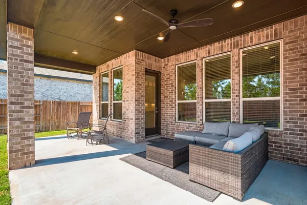 $3,900 | 662 Lost Maples Bend Lane, Conroe, TX 77304