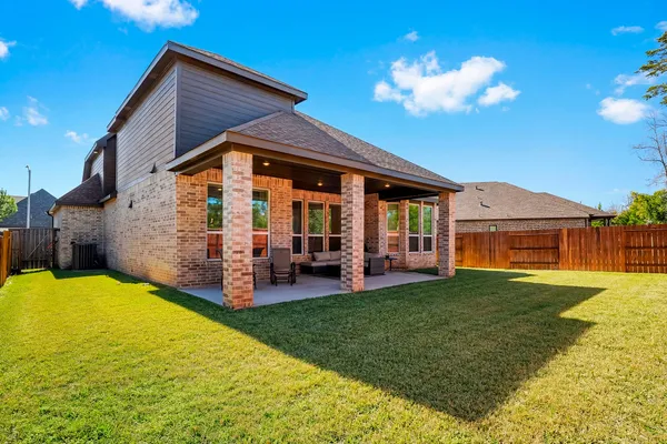 $3,900 | 662 Lost Maples Bend Lane, Conroe, TX 77304