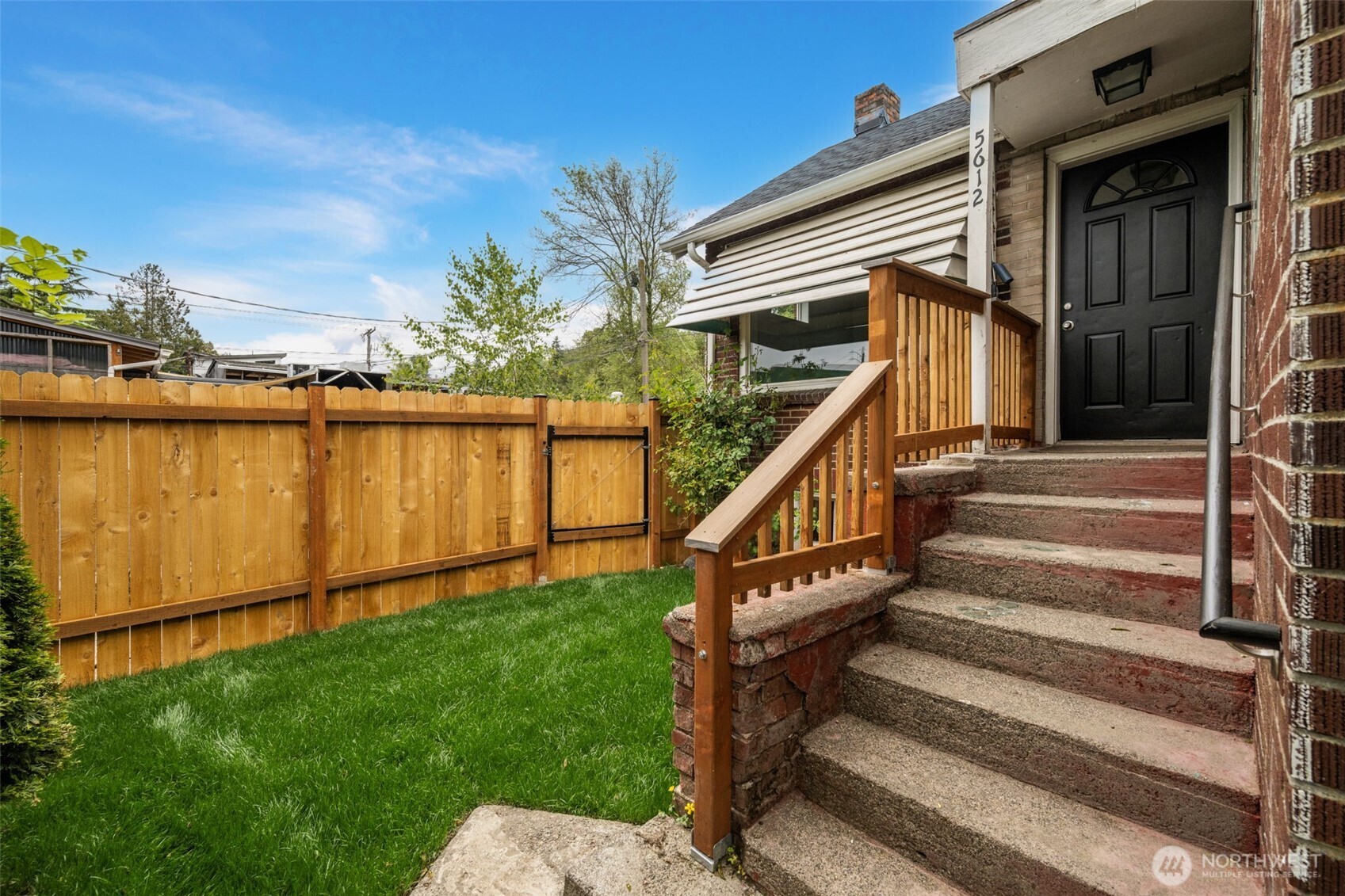5612 Delridge Way Southwest Seattle, WA 98106 - Photo 4 of 29