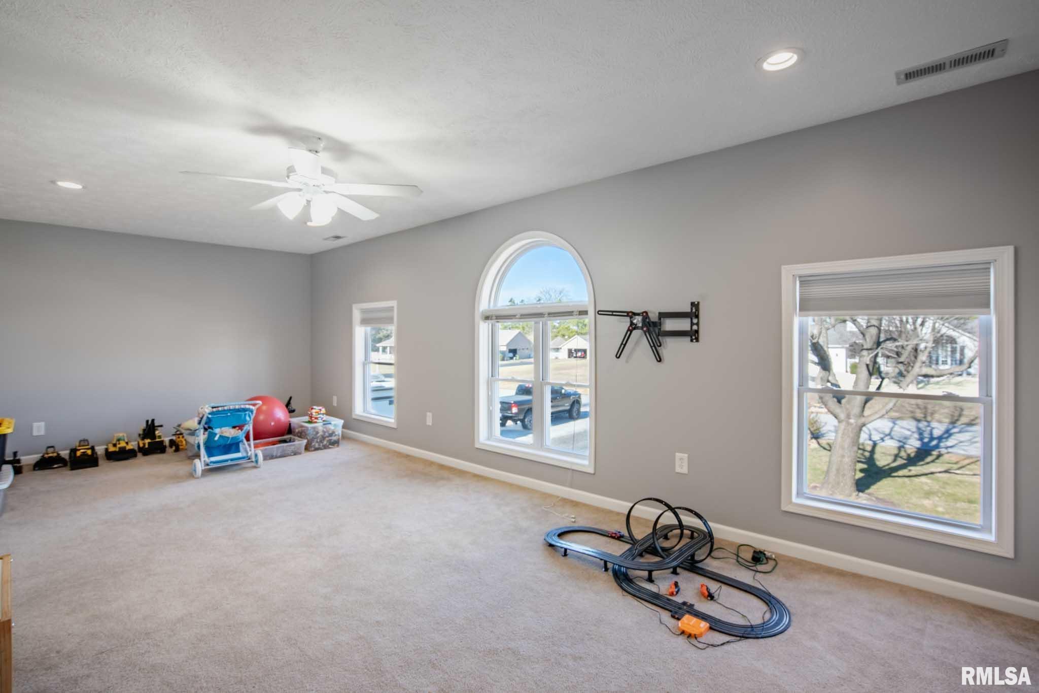 1707 Quail Run Marion, IL 62959 - Photo 21 of 49