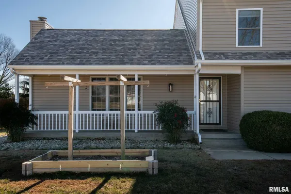 $375,000 | 1707 Quail Run, Marion, IL 62959