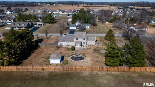 $375,000 | 1707 Quail Run, Marion, IL 62959