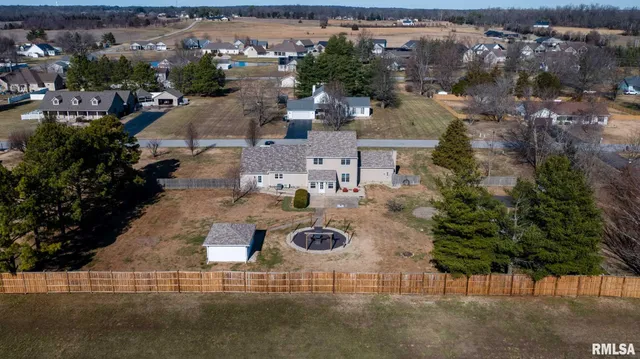 $385,000 | 1707 Quail Run, Marion, IL 62959