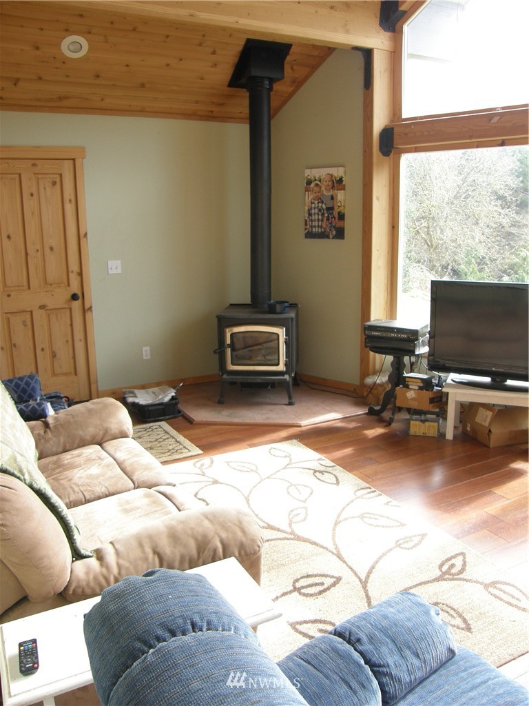 130 Mox Chehalis Road Elma, WA 98541 - Photo 3 of 22 Gallery Image 3