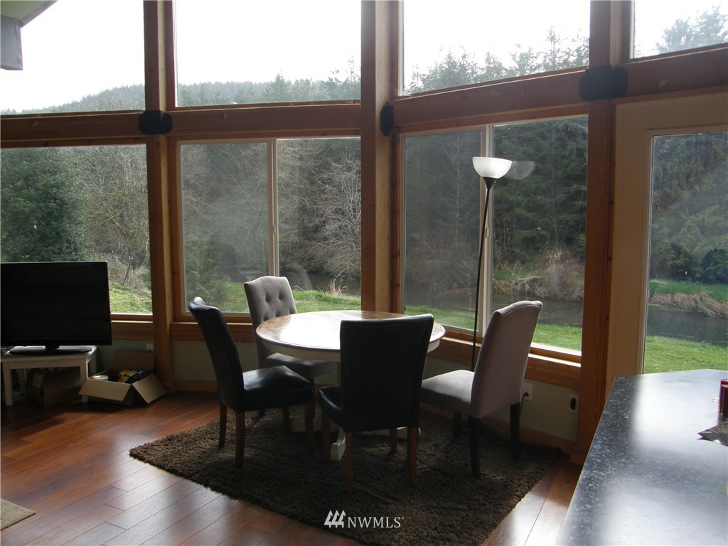 130 Mox Chehalis Road Elma, WA 98541 - Photo 4 of 22 Gallery Image 4