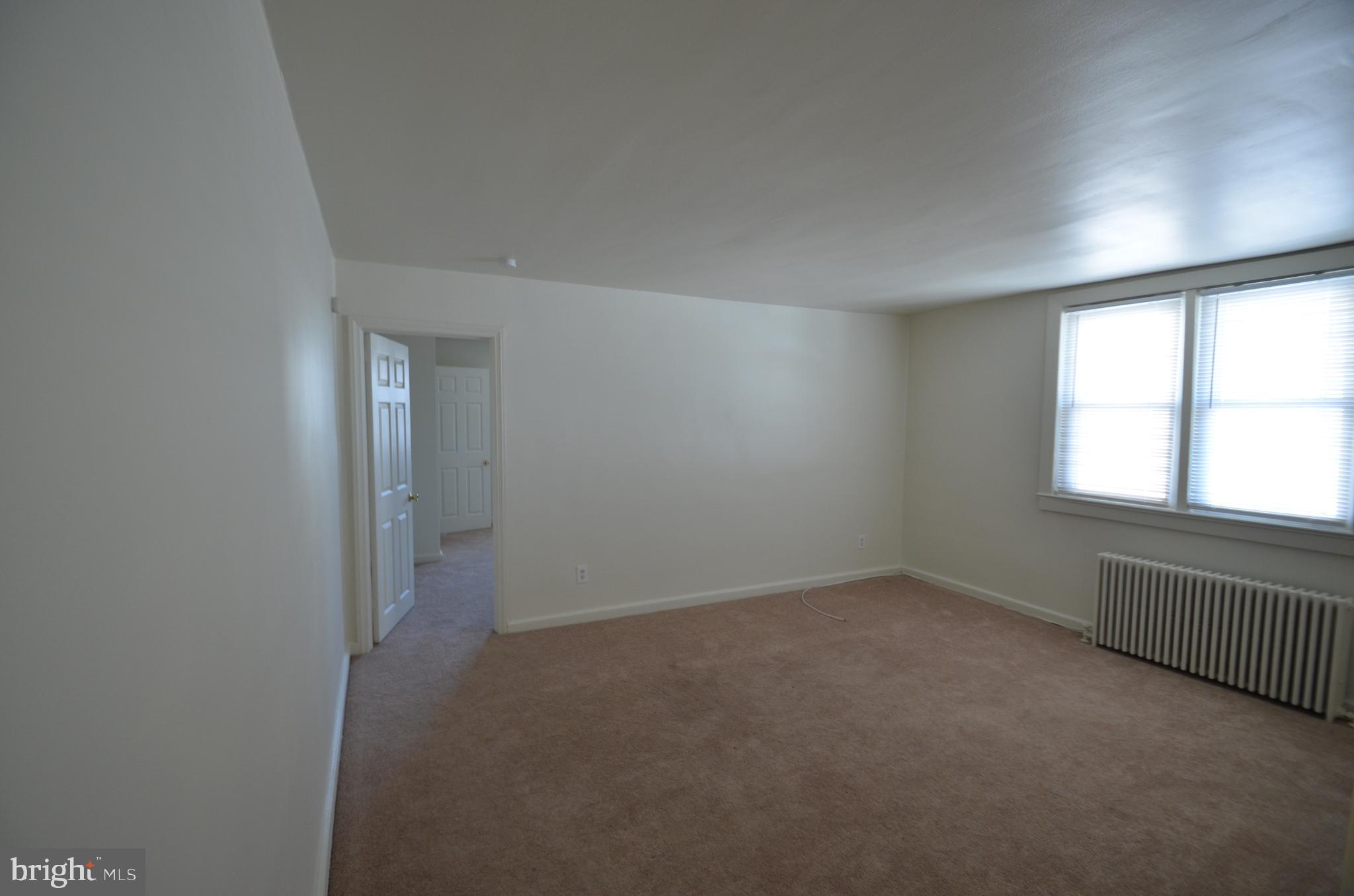 109 7th Street, Unit 3 Bridgeport, PA 19405 - Photo 4 of 14 Living Room