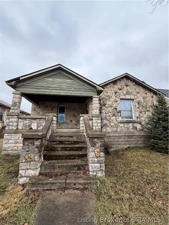 $115,000 | 912 Buckeye Street, North Vernon, IN 47265