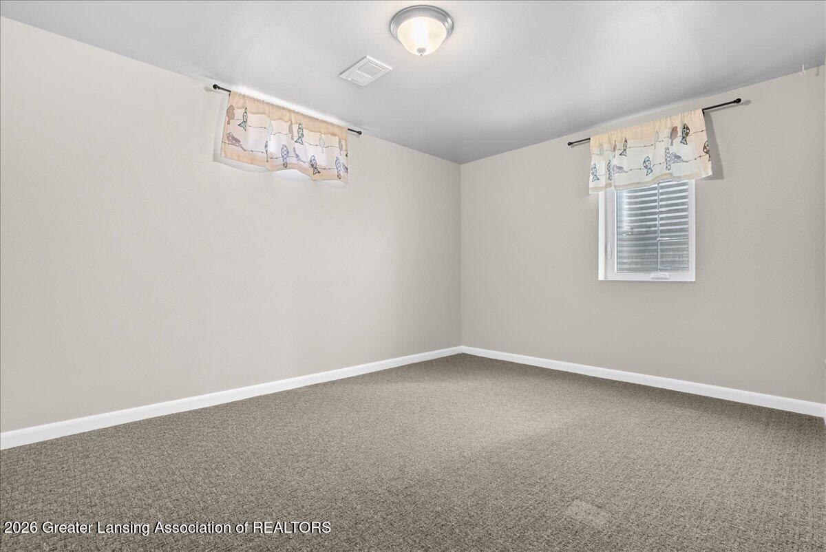 1727 Wellington Road Lansing, MI 48910 - Photo 25 of 46 19-Media Jett - 12