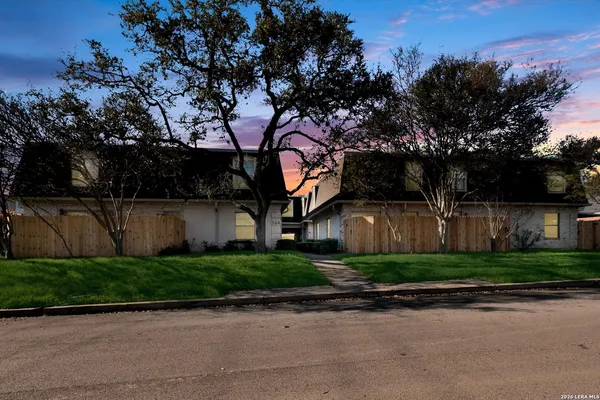 $275,000 | 168 Barilla Place, Unit B205, San Antonio, TX 78209