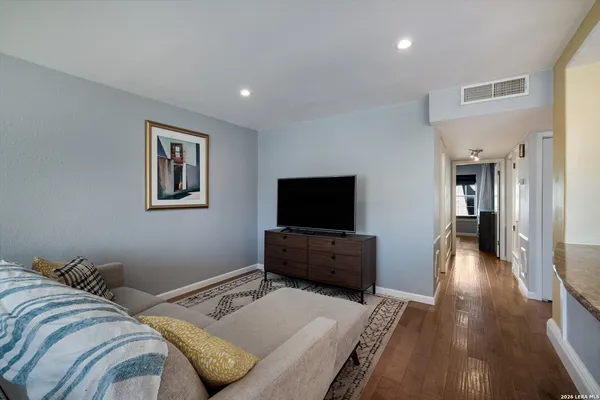 $275,000 | 168 Barilla Place, Unit B205, San Antonio, TX 78209