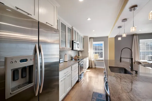 $275,000 | 168 Barilla Place, Unit B205, San Antonio, TX 78209