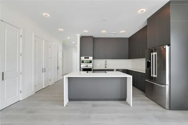 $1,590,000 | 1248 Trail Terrace Drive, Naples, FL 34103