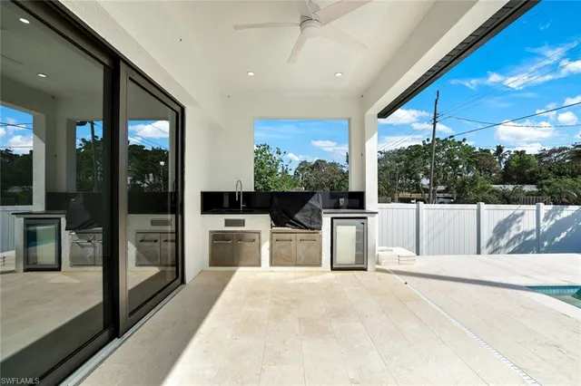 $1,590,000 | 1248 Trail Terrace Drive, Naples, FL 34103