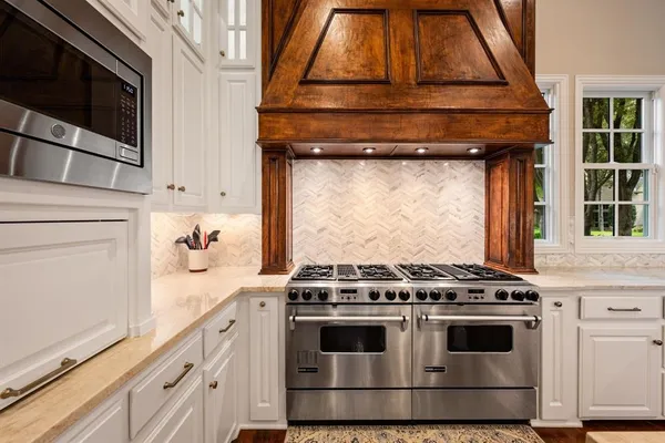 $2,250,000 | 802 Carriage Court, Southlake, TX 76092