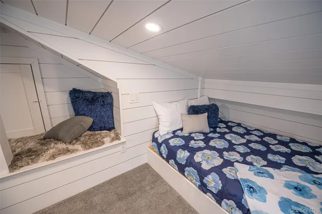 $4,000 | 71 South Bay Drive, Babylon, NY 11702