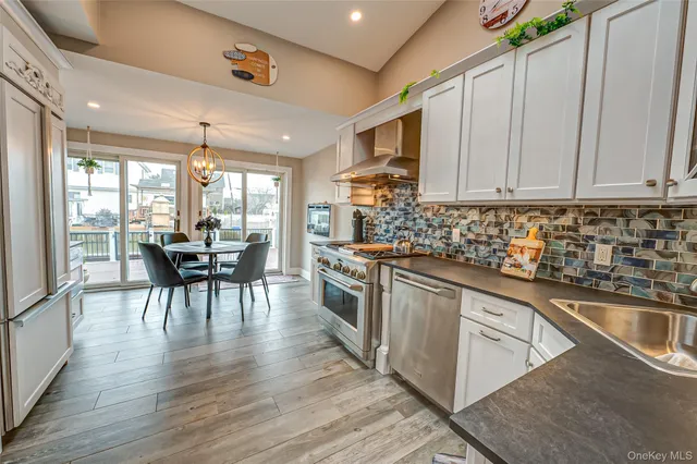 $4,000 | 71 South Bay Drive, Babylon, NY 11702