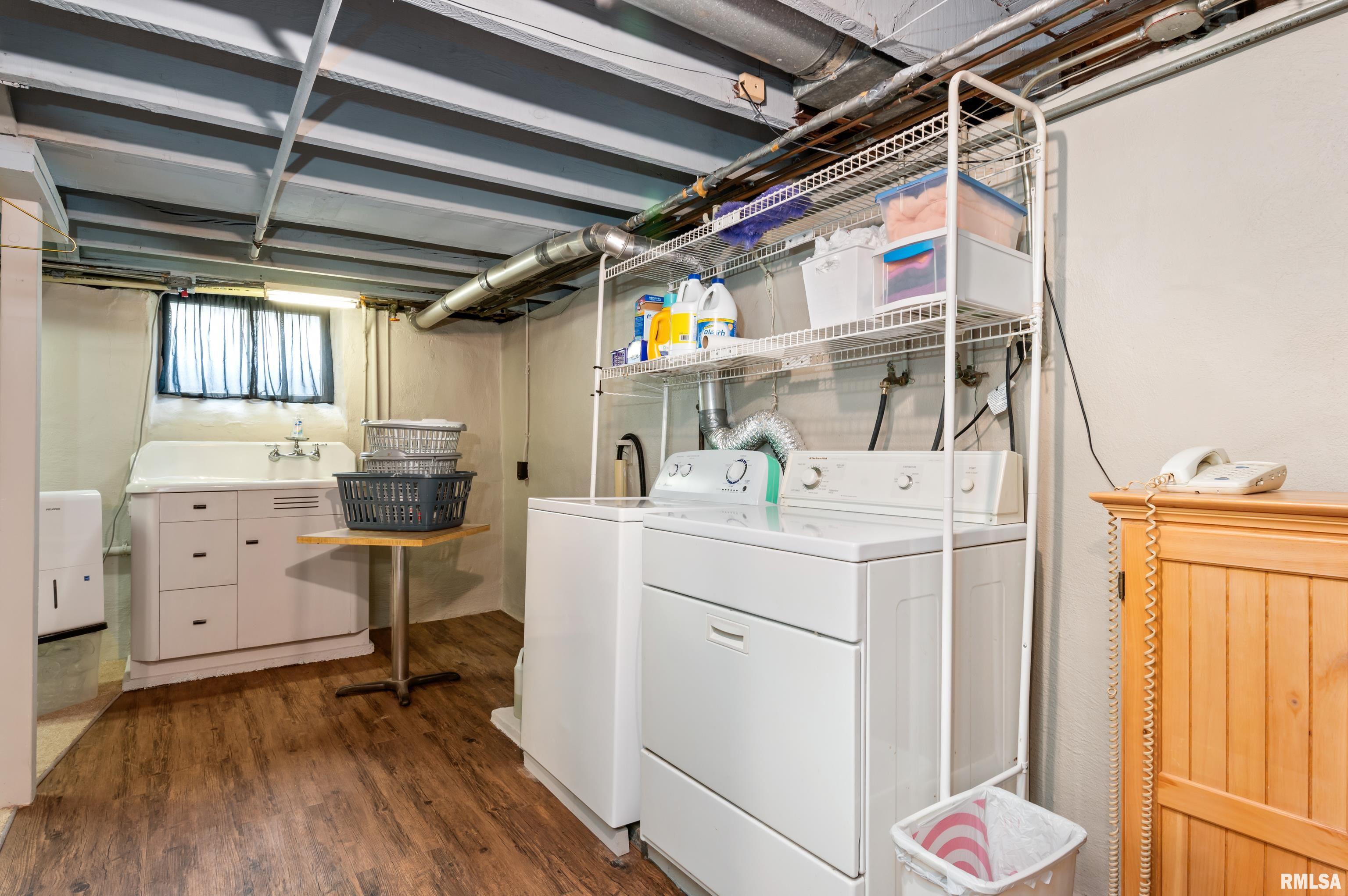2301 Hickory Grove Road Davenport, IA 52804 - Photo 28 of 38 Gallery Image 28