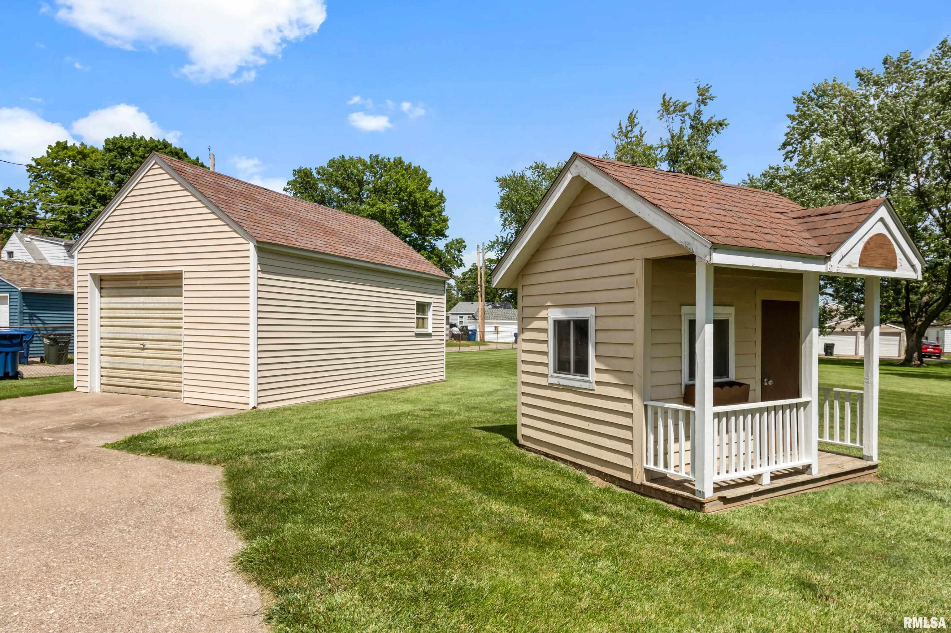 2301 Hickory Grove Road Davenport, IA 52804 - Photo 34 of 38 Gallery Image 34