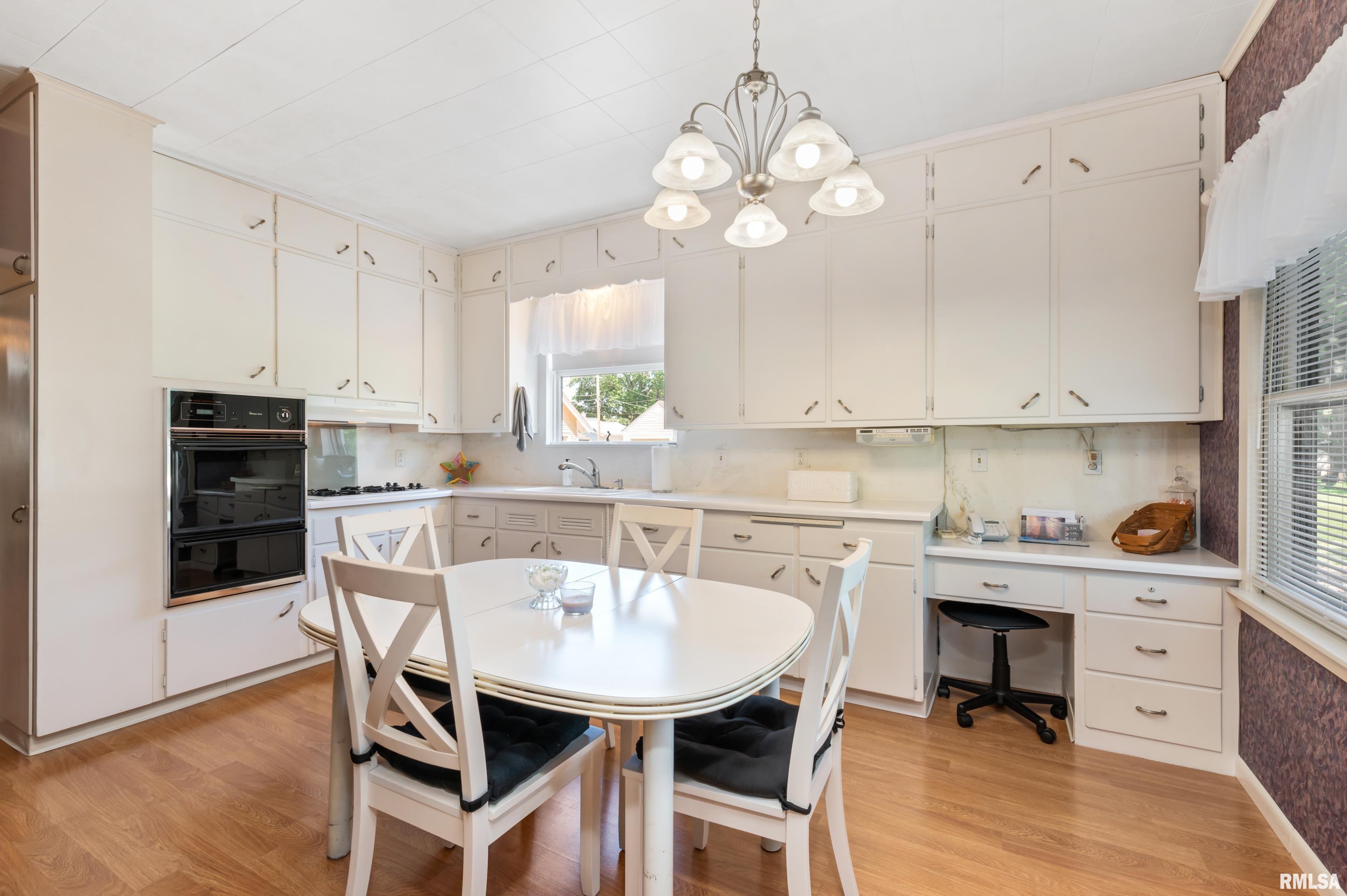 2301 Hickory Grove Road Davenport, IA 52804 - Photo 8 of 38 Gallery Image 8