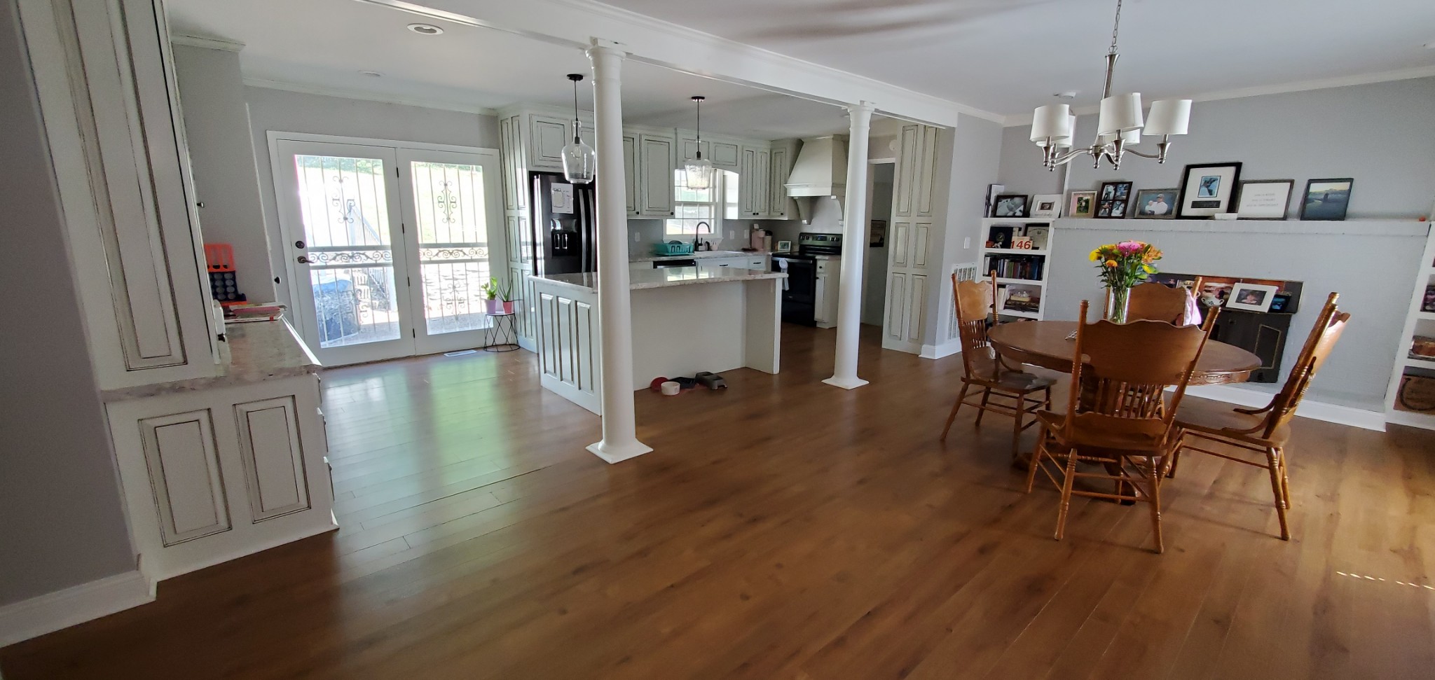 1915 Crescentview Road Pulaski, TN 38478 - Photo 3 of 28 a dining room with furniture window wooden floor