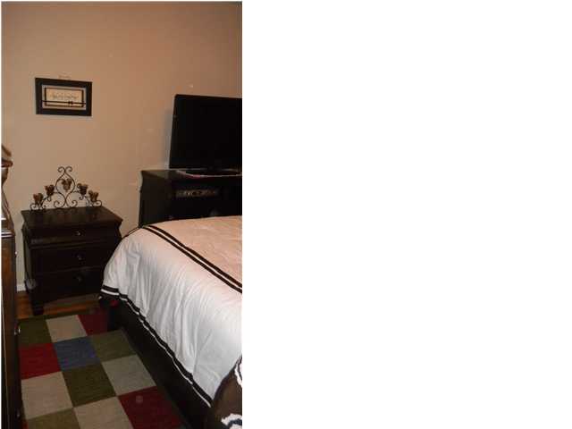 426 Blossom Road Hillview, KY 40229 - Photo 8 of 12 Additional Photo