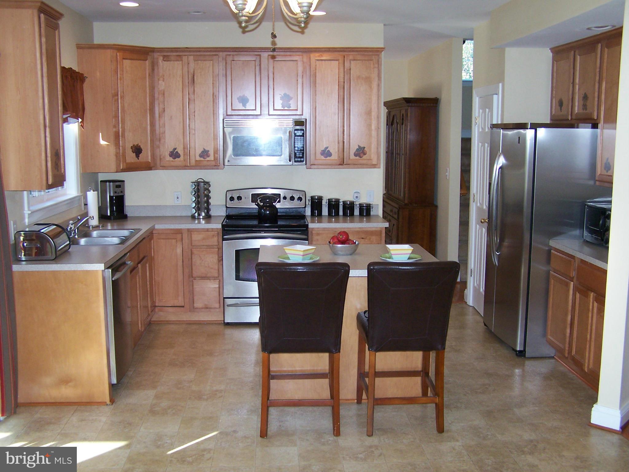 5290 Sands Road Lothian, MD 20711 - Photo 6 of 23 Kitchen