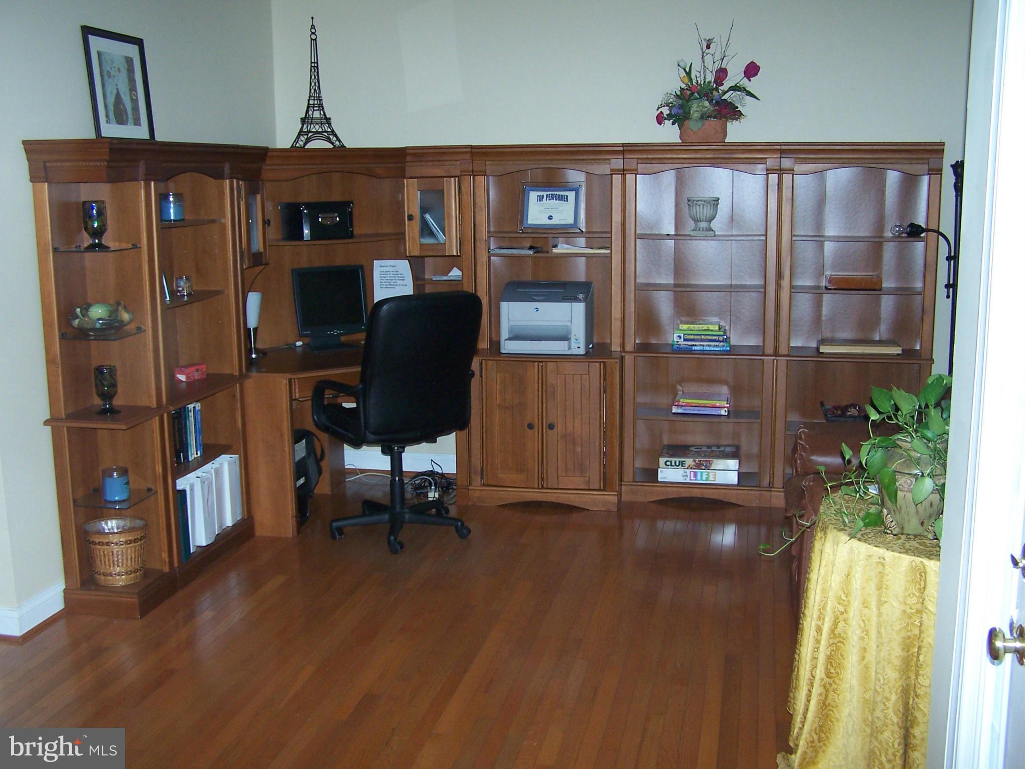 5290 Sands Road Lothian, MD 20711 - Photo 8 of 23 Interior (General)