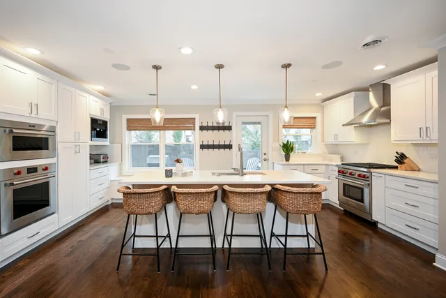 $2,550,000 | 520-530 Anthony Street, Glen Ellyn, IL 60137