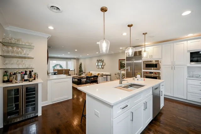 $2,550,000 | 520-530 Anthony Street, Glen Ellyn, IL 60137