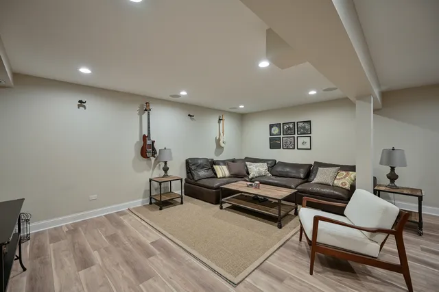 $2,550,000 | 520-530 Anthony Street, Glen Ellyn, IL 60137