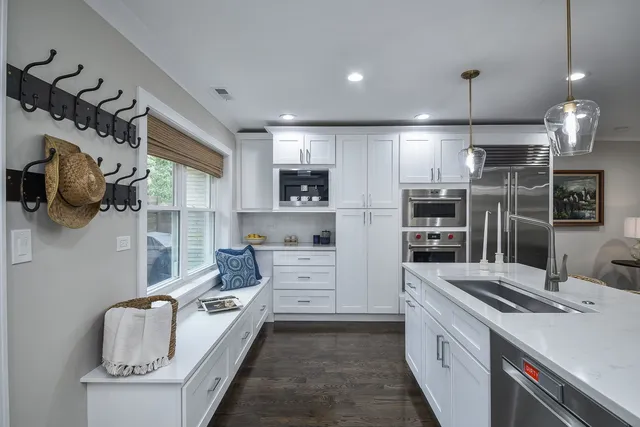 $2,550,000 | 520-530 Anthony Street, Glen Ellyn, IL 60137