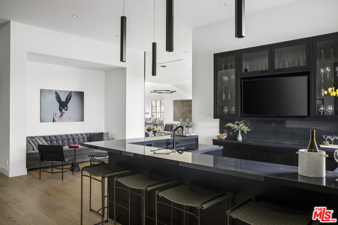 5350 Lasher Road Hidden Hills, CA 91302 - Photo 12 of 37