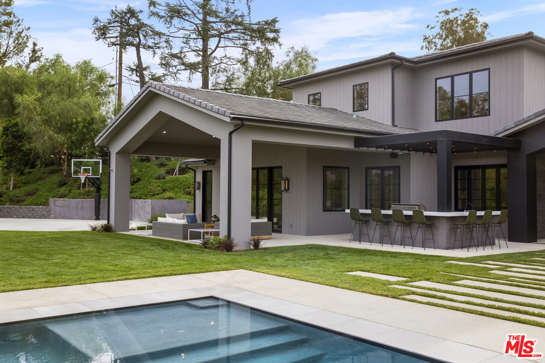 5350 Lasher Road Hidden Hills, CA 91302 - Photo 17 of 37