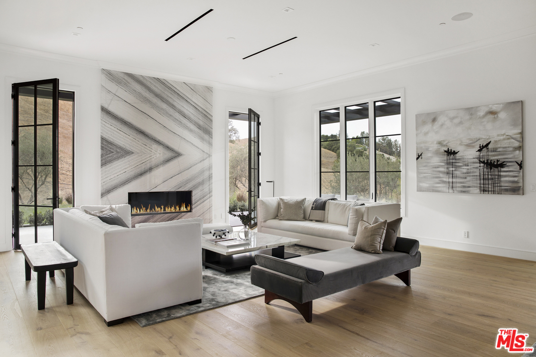 5350 Lasher Road Hidden Hills, CA 91302 - Photo 3 of 37