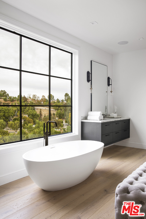 5350 Lasher Road Hidden Hills, CA 91302 - Photo 23 of 37