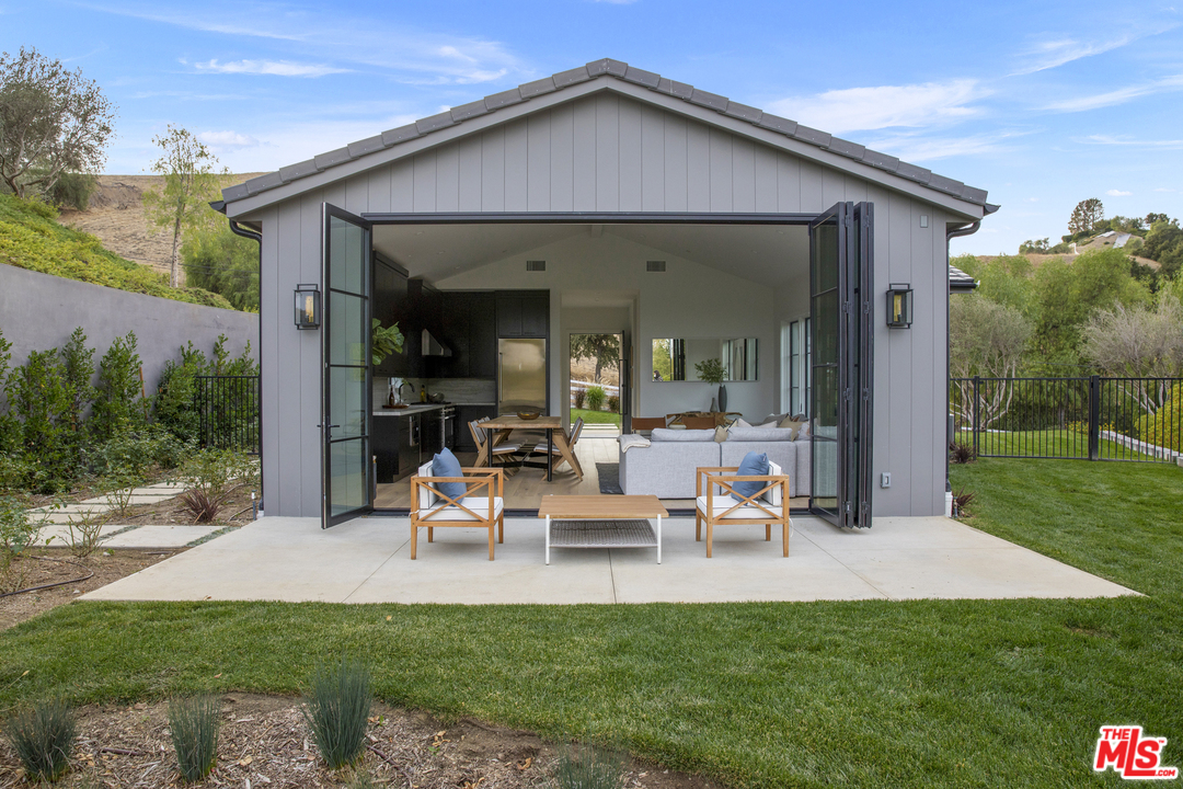 5350 Lasher Road Hidden Hills, CA 91302 - Photo 30 of 37