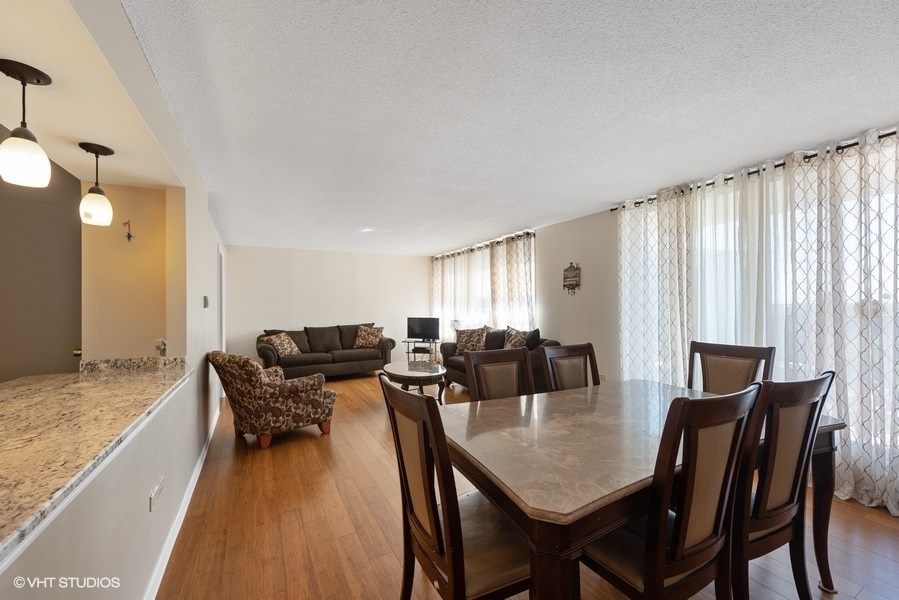 8815 West Golf Road, Unit 9D Niles, IL 60714 - Photo 7 of 14