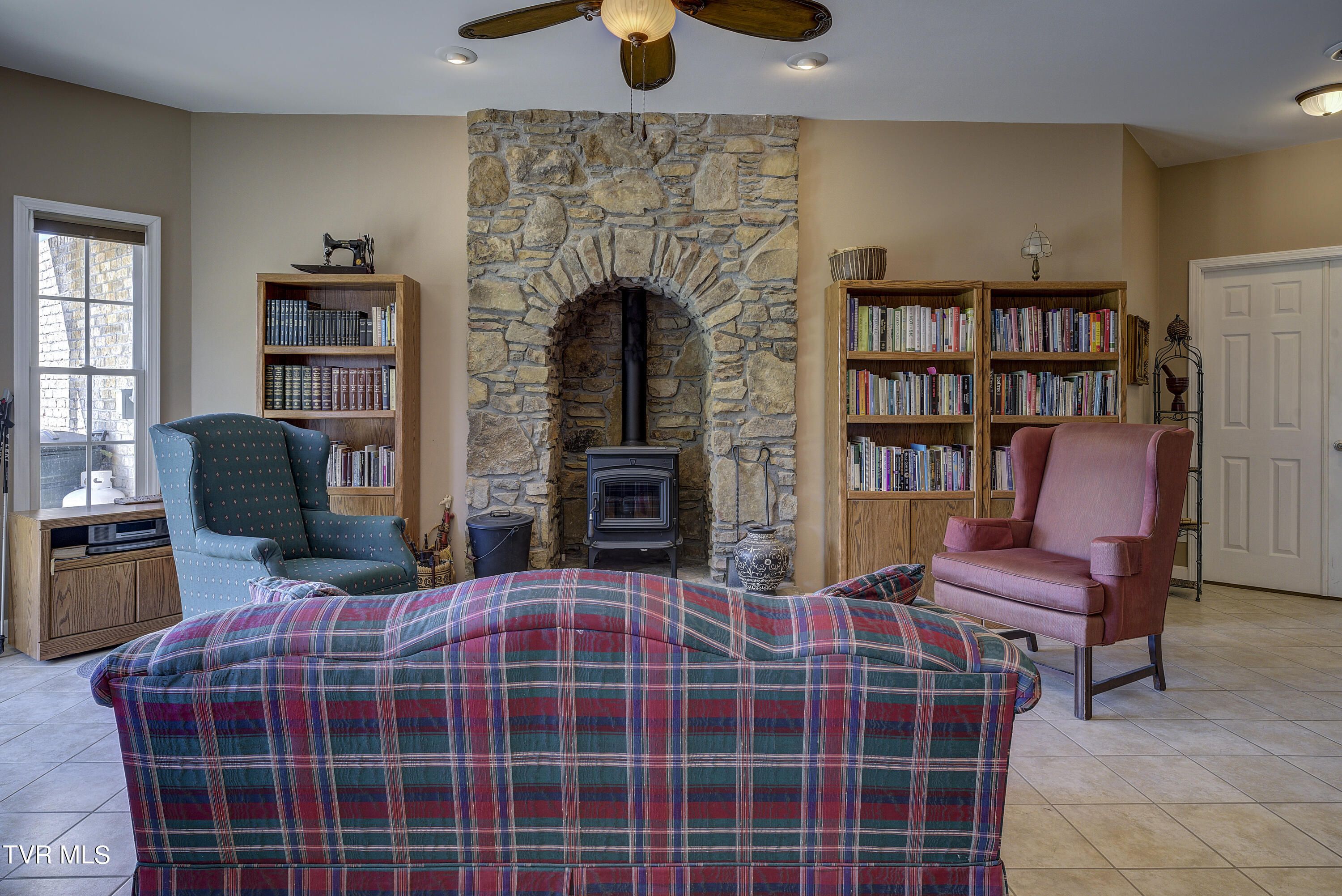 219 County Farm Road Jonesborough, TN 37659 - Photo 39 of 81 Downstairs Den