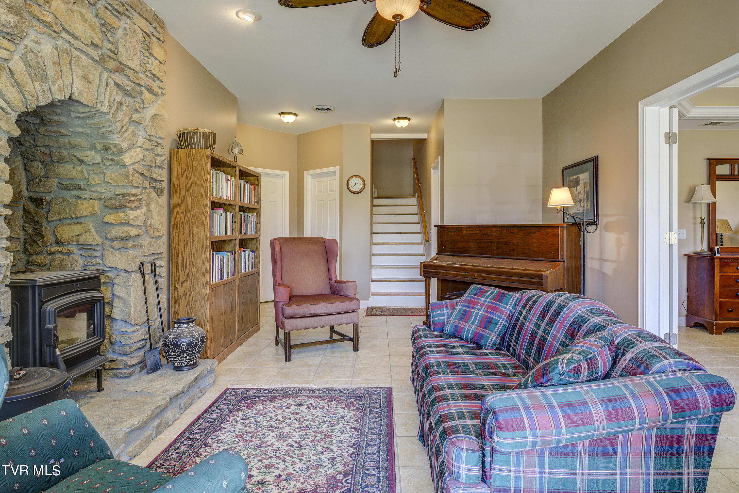 219 County Farm Road Jonesborough, TN 37659 - Photo 41 of 81 Downstairs Den