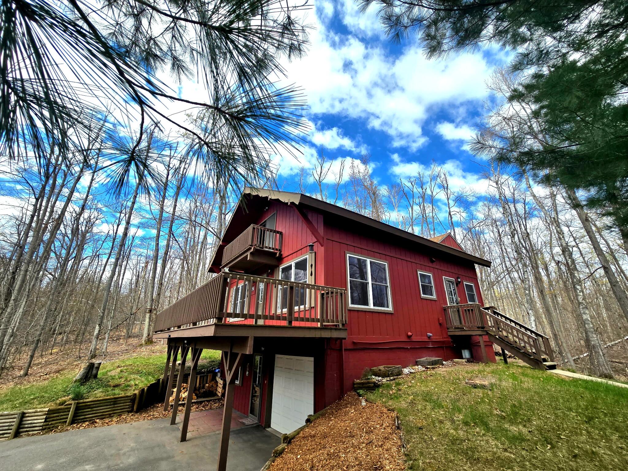 814 Timber Valley Road Gaylord, MI 49735 - Photo 45 of 60 Side View