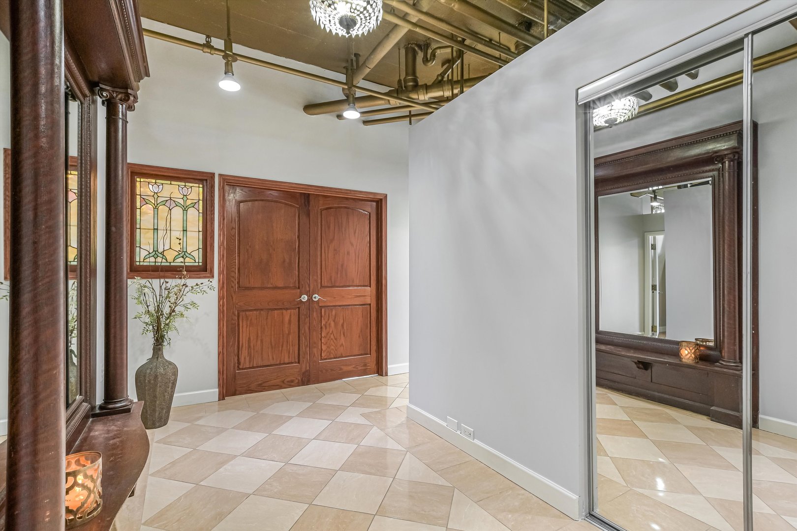 124 West Polk Street, Unit 100 Chicago, IL 60605 - Photo 27 of 45 a view of a hallway