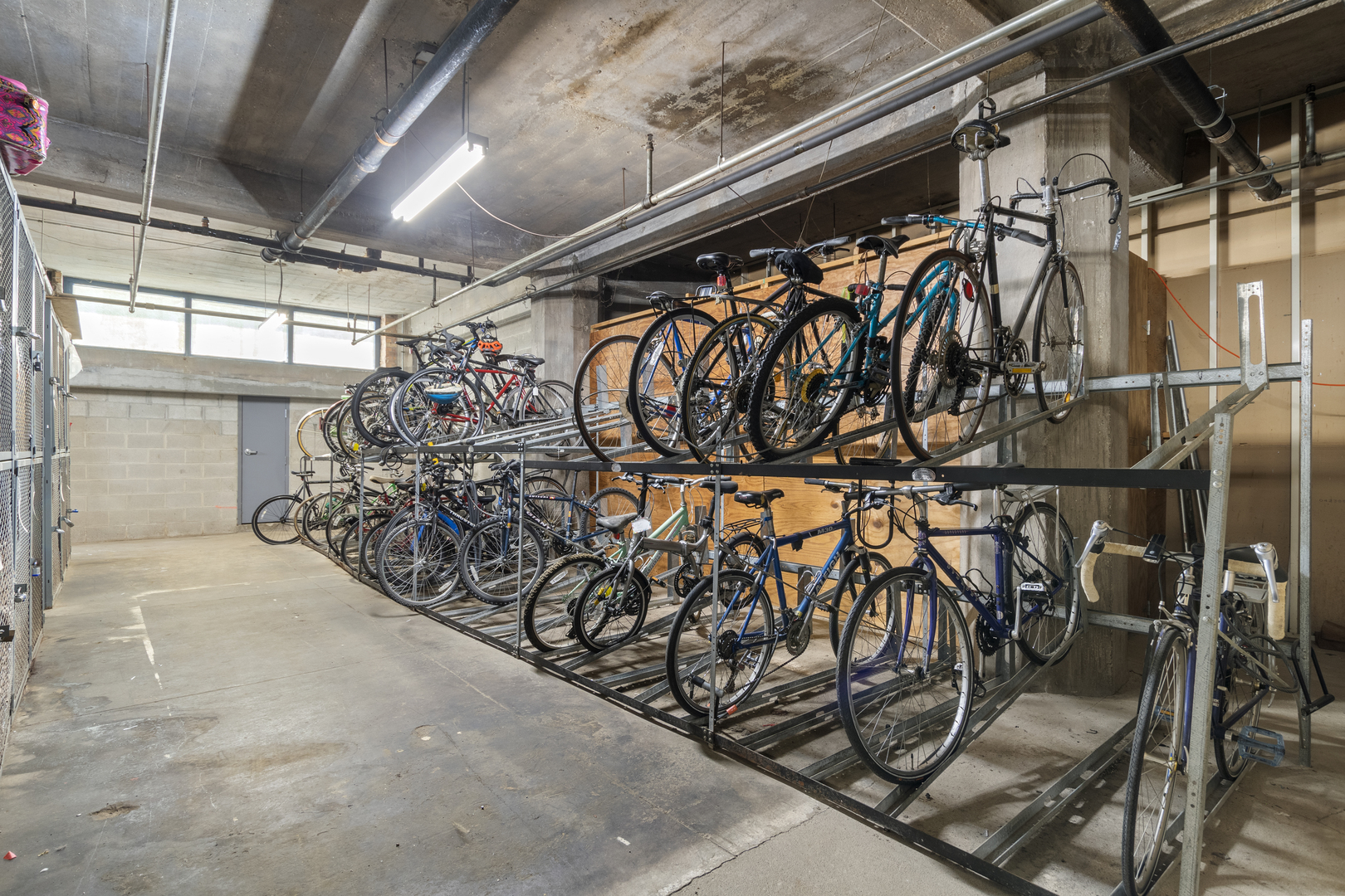 124 West Polk Street, Unit 100 Chicago, IL 60605 - Photo 34 of 45 a view of bike garage