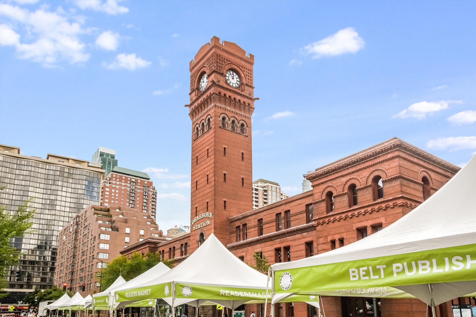 124 West Polk Street, Unit 100 Chicago, IL 60605 - Photo 36 of 45 a front view of a building