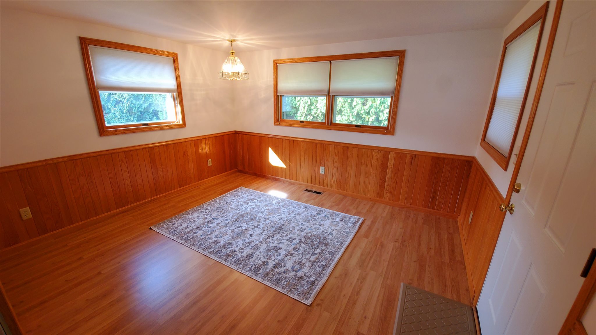 2980 Wooster Road Pierceton, IN 46562 - Photo 9 of 17 Gallery Image 9
