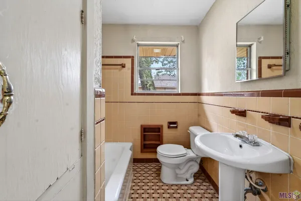 $240,000 | 9955 Buena Vista Drive, Baton Rouge, LA 70815